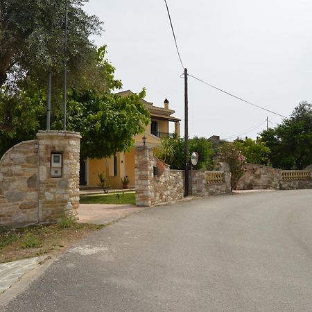 Villa Elena Marathiás Exteriör bild
